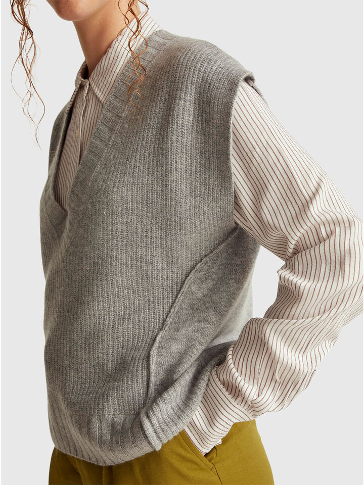 S/L V NECK SWEATER Women image number 4